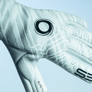 Professional Popular Soccer <b>Goalkeeper</b> <b>Gloves</b> Custom Logo German Contact Latex Water-Resistant Lightweight High Air Retention - Product Image 4