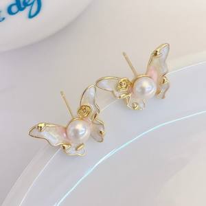 Pendientes de Plata de Ley con Diseño de Pintura al Óleo, Perla de Agua Dulce y Mariposa de Primavera, Joyería Zhuji, Elegantes Broches para las Orejas - Product Image 3