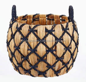 Panier de rangement artisanal en jacinthe d'eau naturelle de luxe, léger, durable et écologique, idéal pour la cuisine – Vente en gros, fabriqué au Vietnam - Product Image 6