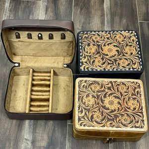 Boîte à bijoux de rangement multifonctionnelle de grande capacité Nouveau style personnalisé en cuir de vache usiné à la main pour collier bague boucles d'oreilles - Product Image 4