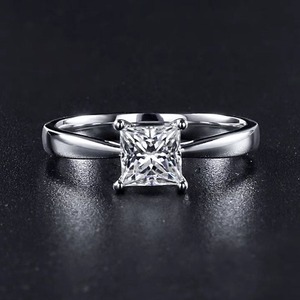 แหวนเพชรเงินแท้ 925 คุณภาพสูงสำหรับผู้หญิง เหมาะสำหรับวันครบรอบและเป็นของขวัญ มีจำหน่ายในราคาส่งออกจากอินเดีย - Product Image 3