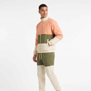 เสื้อแจ็คเก็ตสปอร์ตแบบมีฮู้ด ซิปหน้า น้ำหนักเบา กันลม ระบายอากาศได้ดี  สำหรับทุกเพศ  รับสกรีนโลโก้ตามสั่ง - Product Image 2