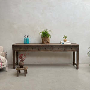 Mesa Consola Estrecha Antigua de Madera Maciza para Entrada o Pasillo, Mueble Rústico Vintage para Decoración de Sala de Estar Estilo Granja - Product Image 1