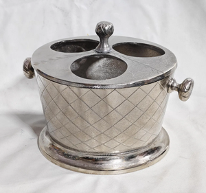 Enfriador de Vino de Aluminio Fundido de la Mejor Calidad, Color Plateado, Enfriador de Champán, Cubitera para Cerveza y Recipientes para Vino para Bares y Discotecas - Product Image 1