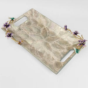 Nouveauté : Plateau à chocolat luxueux en laiton au design fantastique, qualité exceptionnelle à prix raisonnable - Product Image 3