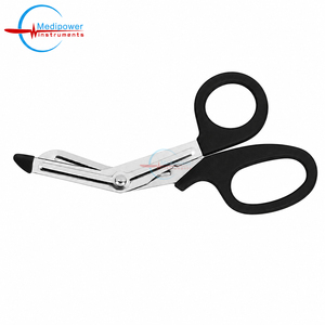 Tijeras para vendajes médicos, tijeras universales con punta puntiaguda para uso en primeros auxilios |   Tijeras de Enfermería de 5.5 Pulgadas con Mango Rojo - Product Image 6