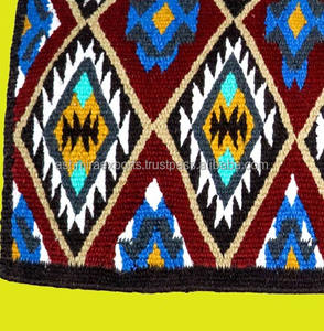 Tapis de selle ASHMIRA EQUESTRIAN style western multicolore en laine de Nouvelle-Zélande, avec extérieur en vison, tailles personnalisées – Vente chaude - Product Image 2