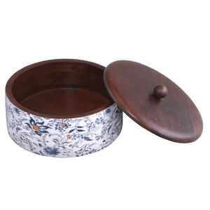 Casserole en bois classique avec extérieur poli et design écologique, diamètre 20 cm, compatible avec toutes les cuisinières - Product Image 2
