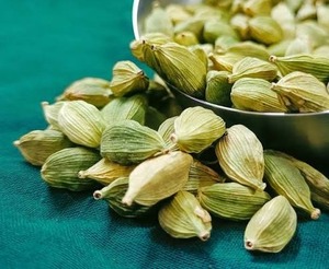 Cardamomo Verde de la Mejor Calidad, Elettaria Cardamomum, Especia Entera Seca Naturalmente para Sazonar, Infusiones Herbales y Comida Premium - Product Image 5