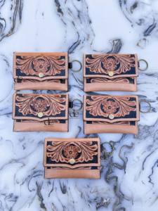 Nouveau concepteur usiné à la main sculpture petite taille porte-monnaie élégant multi-usages cuir occidental beau Design Offre Spéciale sac à main - Product Image 5