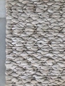 Alfombra Antideslizante de Lana y Algodón de Color Natural Elegante, Tejido Trenzado Moderno Hecho a Mano, Textura Gruesa, Pelo Plano, Duradera, Comercial - Product Image 3