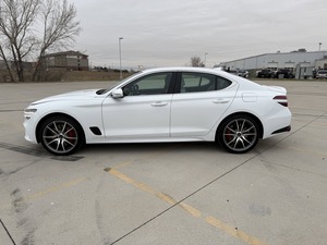 Genesis G70 2.5T 2025 Deluxe Premium, Euro VI, Transmisión Automática, con Navegación y Tracción en las Cuatro Ruedas, Sedán - Product Image 5