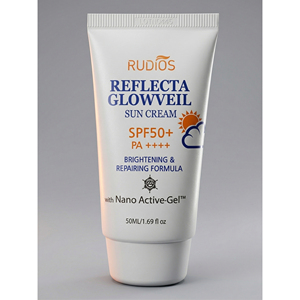 ครีมกันแดด SPF50+ PA++++ ขนาด 50 มล. รับผลิตแบบ OEM/ODM ปกป้องผิวจากแสงแดดสำหรับกิจกรรมกลางแจ้ง ใช้ได้ทุกวัน บำรุงผิวชุ่มชื้น ผ่านการทดสอบโดยผู้เชี่ยวชาญด้านผิวหนัง ปกป้องผิวจากรังสียูวี ให้ผิวเปล่งปลั่ง - Product Image 1