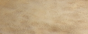 Bandeja de Servir con Acabado de Latón de Inspiración Real para una Experiencia Gastronómica Elegante y Decoración de Hogar de Lujo con Acabado Artesanal Detallado - Product Image 4