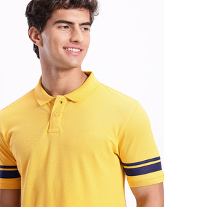 เสื้อโปโลสไตล์สตรีทแบบคัลเลอร์บล็อกสั่งทำขายส่ง เสื้อโปโลวินเทจสำหรับผู้ชาย เสื้อยืดลำลองแขนสั้นทรงหลวมทันสมัยสำหรับเล่นกอล์ฟ - Product Image 5