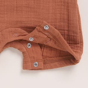 Whisper Premium Quality Organic Muslin Half Romper Set Ginger + Cocoa Pack de 2 para la comodidad y el estilo del bebé - Product Image 6