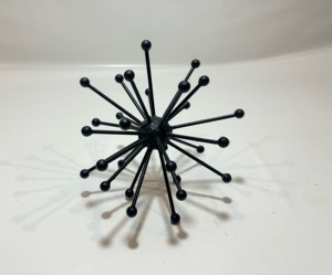 Sculpture abstraite en aluminium noir mat, art métallique contemporain, figurine moderne, décoration de table pour salon, chambre à coucher - Product Image 3