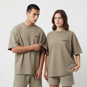 T-shirt unisexe oversize pour femme, col rond, coton léger de qualité supérieure, streetwear, logo personnalisé sur le devant, OEM ODM, vente en gros - Product Image 3