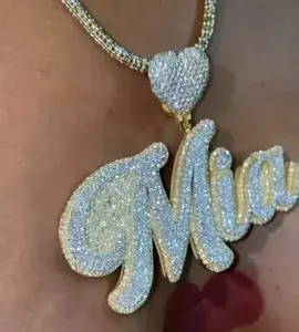 Colgante Personalizado con Nombre Mia, Colgante Hip Hop con Letras Escritas en Moissanita, Chapado en Oro sobre Plata de Ley 925, Amuleto para Mujer - Product Image 4