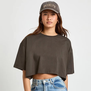 เสื้อยืดครอปผู้หญิง คอตตอน ทรงหลวม สไตล์สตรีทแวร์ แขนสั้น คอกลม ลายบล็อกสีสันสดใส เหมาะสำหรับใส่ในชีวิตประจำวันช่วงฤดูร้อน - Product Image 1