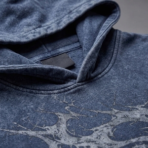 Sweat-shirts imprimés effet délavé pour hommes modernes, avec des motifs graphiques artistiques, en tissu polaire doux, coupe décontractée et style streetwear tendance. - Product Image 6