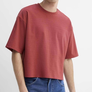 เสื้อยืดคอกลมแขนสั้นสีขาวสำหรับผู้ชาย ทรงปกติ ผ้าคอตตอนเจอร์ซีย์ สไตล์ลำลอง สีพื้น ดีไซน์เรียบง่าย - Product Image 6