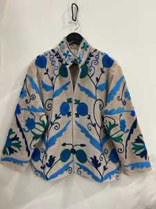 Veste en velours brodée à la main pour les amoureuses de la mode bohème, motif floral, style bohème ethnique, manteau d'hiver pour femmes - Product Image 3