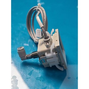 ISE40A-01-R-M SMC ใช้เป็นชิ้นส่วนอุปกรณ์เซมิคอนดักเตอร์รุ่นเก่า - Product Image 2