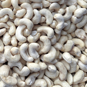 Best Rate Raw Cashew <b>Nuts</b> Cashew <b>Nuts</b> WW180, WW240, WW320, LP, WS Cashew <b>Nuts</b> Wholesale Wholesale Exported To Dubai, Middle East - Product Image 1