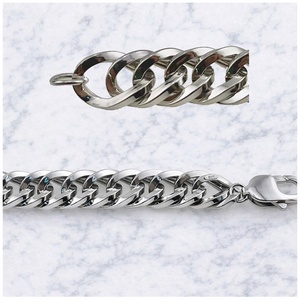 กำไลทองคำ 18K |   สร้อยคอทองคำ 18K พร้อมสายโซ่หนา 56 กรัม และตราประทับทองคำบริสุทธิ์ 750 - Product Image 1