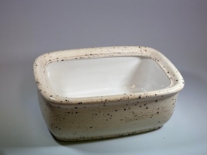 Recipiente Rústico para Mantequilla con Tapa y Base Profunda, Cubierta Segura y Elegante para la Cocina - Product Image 3