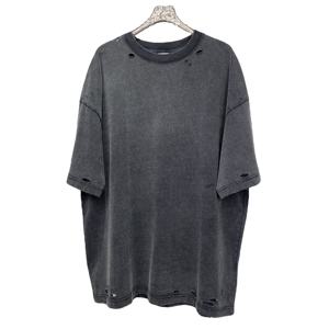 T-shirt homme streetwear personnalisé avec impression numérique photo, en coton délavé, coupe oversize et graphique, style boxy - Product Image 1