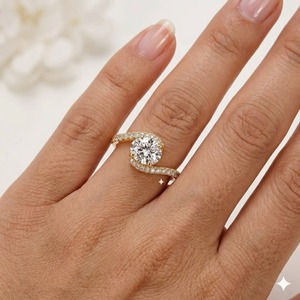 Bague de fiançailles en or véritable 18 carats certifiée IGI, diamant de laboratoire ovale 2,30 carats couleur E VS1, taille East to West Bypass Set - Product Image 4