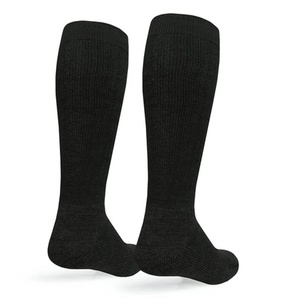 Chaussettes mi-hautes en coton 100 % biologique les mieux notées pour hommes, décontractées, unies, antibactériennes, noires, avec motif logo amusant, ODM - Product Image 4
