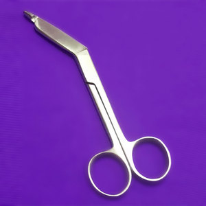 3 Tijeras para Vendajes Lister de Primeros Auxilios de 5.5 Pulgadas, Esterilizables en Autoclave, con Punta de Seguridad, Venta al por Mayor, OEM, ODM - Product Image 1