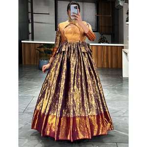 DISEÑADOR KANJIVARAM VESTIDO BORDE DE CONTRASTE DE SEDA CON KOTI VIOLETA - Product Image 2