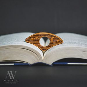 Soporte de madera de estilo tradicional para libros, para una experiencia de lectura clásica que combina comodidad y simplicidad. - Product Image 5