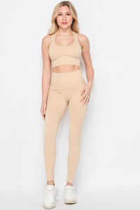 Ensemble de vêtements de yoga personnalisés en tissu solide respirant 100% nylon, pantalons de yoga, shorts de sport, hauts, leggings, vente en gros - Product Image 6