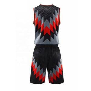 Nouveaux uniformes de basketball au design tendance, vêtements de basketball très demandés, ensemble d'uniformes de basketball sublimés à séchage rapide pour enfants - Product Image 4
