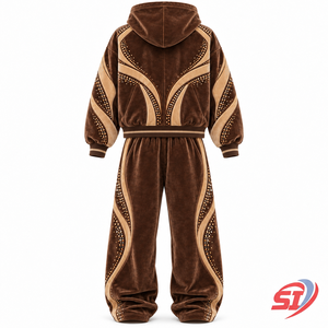 Ensemble de survêtement personnalisé en velours 280 GSM avec strass, sweat à capuche et pantalon, couleur Mocha Désert, Monogramme, Mode Velours Lounge - Product Image 2