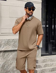 Ensemble short et t-shirt homme été brodé grande taille respirant imprimé haute qualité pour activités de plein air - Product Image 3