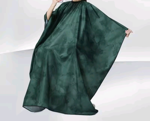 Bata de Barbero Impermeable de Poliéster con Camuflaje Verde, con Detección de Agujas y Fusión sin Costuras, Unisex - Product Image 1