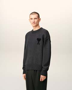 Suéter de Lana Tejido con Cuello Redondo Extra Grande para Hombre, Logotipo de Corazón Bordado, Manga Regular, Antipilling, Estilo Normcore, Ropa de Otoño - Product Image 1