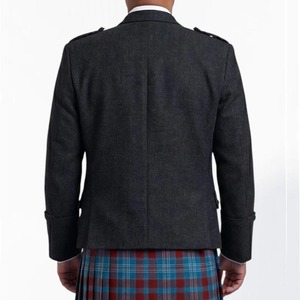 Chaqueta Kilt Negra Personalizada al por Mayor con Chaleco de 5 Botones, Traje de Boda Escocés, Chaquetas para Hombre, Fabricante Pakistaní, Estilo Escocés - Product Image 2