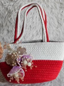 Elegante Bolso Tote de Paja Tejido a Mano con Lazos Adornados con Perlas, Broche Decorativo de Diamantes de Imitación, Bolso de Mano Estiloso para el Verano, Bolso de Vacaciones - Product Image 2