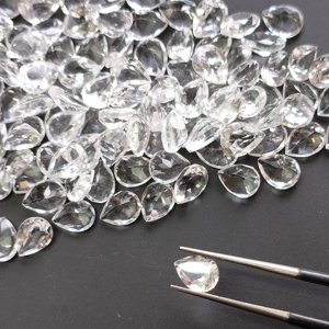 Topacio Blanco Natural 8x6MM Corte Pera, Calidad Superior, Calibrado, Gema Suelta para Joyería de Diseño - Product Image 1