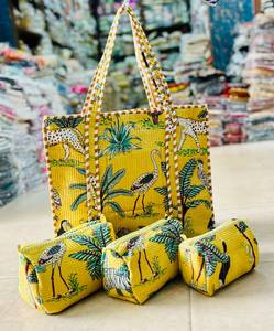 Quilted Geometric Pattern Cotton Crossbody Shoulder <b>Bag</b> Adjustable Strap Zipper Closure Lady Vintage Fashion Waterproof Portable - Product Image 3