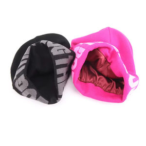 Bonnet en tricot doublé satin avec logo personnalisé, bonnet d'hiver pour femmes, bonnet personnalisé pour hommes, bonnets personnalisés avec logo - Product Image 6