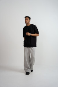 เสื้อยืดแขนสั้น Thumb Premium 300 GSM หนักพิเศษ ไซส์ใหญ่ ผ้าฝ้าย 100% ถักสองชั้น ป้องกันขนร่วง ระบายอากาศได้ดี สไตล์สตรีทแวร์ - Product Image 4