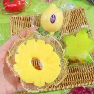 ชุดผลไม้กูร์เมต์ - ของเล่นบีบคลายเครียดในแพ็คเกจสวยงาม ของขวัญสำหรับเด็กและผู้ใหญ่ ขายส่งพวงกุญแจบีบคลายเครียด - Product Image 5